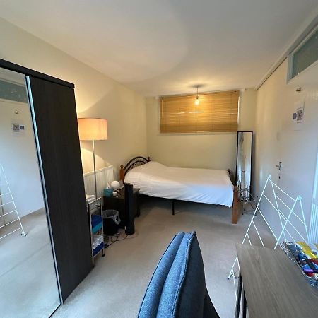 Cozy Room In Shared Home Near Canary Wharf Londres Extérieur photo